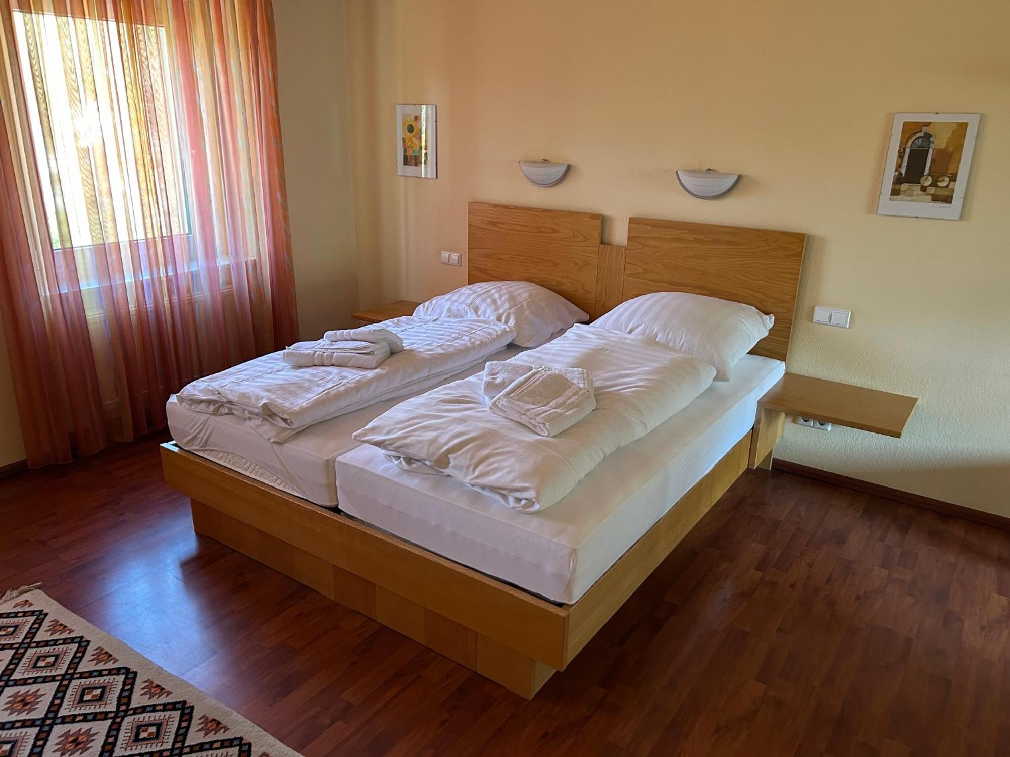Bad Bruckhaus Erlebnishotel فالدزهوت-تينغن المظهر الخارجي الصورة
