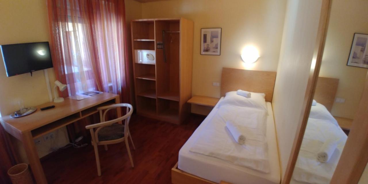 Bad Bruckhaus Erlebnishotel فالدزهوت-تينغن المظهر الخارجي الصورة